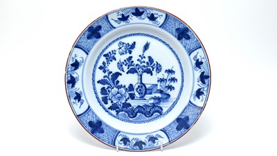 Lot 882 - English Delftware Charger