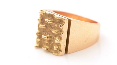 Lot 450 - Jorgen Larsen, Denmark: a 14ct yellow gold ring