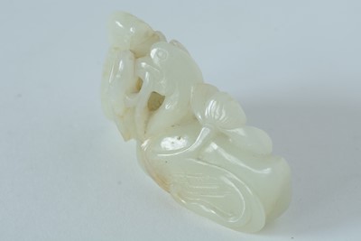 Lot 785 - Jade pebble carving