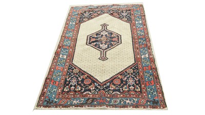 Lot 1238 - A Sarab rug