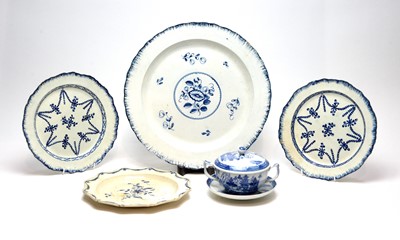 Lot 896 - Pearlware charger, three plates, écuelle cover and stand