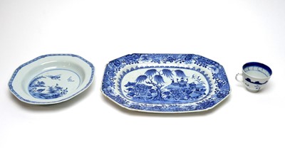 Lot 838 - Chinese meat dish, soup bowl and a cup