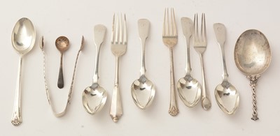 Lot 174 - A set of Georgian Scottish silver teaspoons; and others