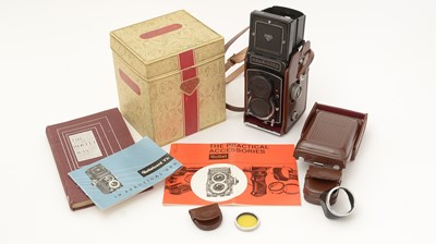 Lot 801 - A Rolleicord Vv TLR camera