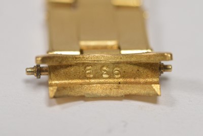 Lot 1028 - Rolex Oyster Perpetual: a lady's 18ct yellow gold automatic wristwatch