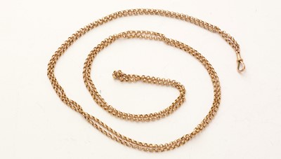 Lot 162 - A 9ct yellow gold muff chain