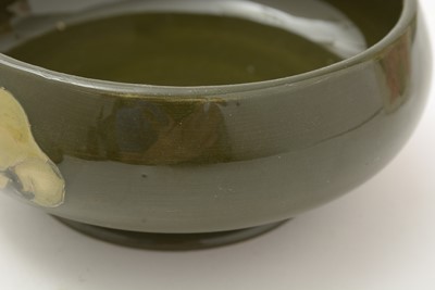 Lot 100 - Moorcroft Hibiscus bowl and cover, plate and small bowl