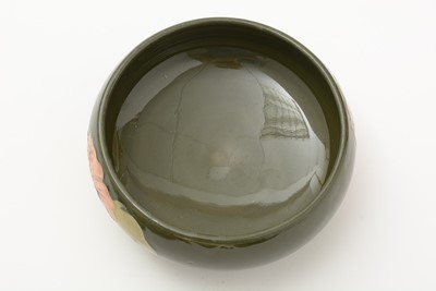 Lot 100 - Moorcroft Hibiscus bowl and cover, plate and small bowl