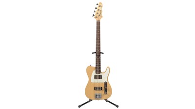 Lot 851 - Alden TV Cruiser bass guitar