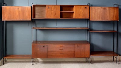 Lot 4 - Avalon: a mid-Century three bay modular wall unit