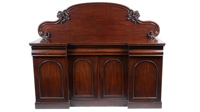 Lot 45 - A Victorian mahogany breakfront sideboard