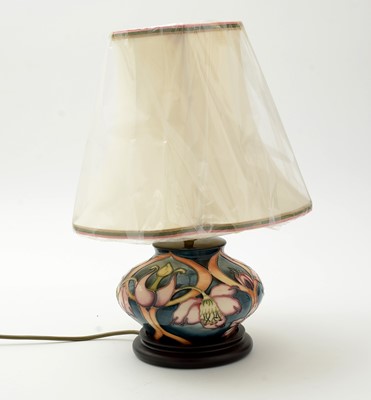 Lot 123 - Moorcroft lamp.