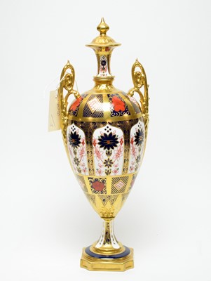 Lot 197 - A Royal Crown Derby Old Imari twin handled urn vase and cover