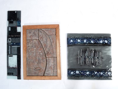 Lot 98 - A collection of mid-Century ceramic artwork