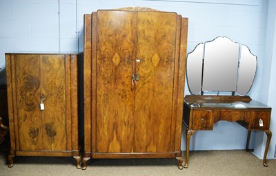 Lot 19 - A 1940s burr walnut bedroom suite