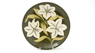 Lot 132 - Moorcroft Bermuda Lily pattern dish boxed.