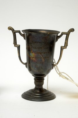 Lot 146 - A selection of silver items