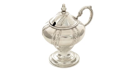 Lot 188 - A Victorian mustard pot