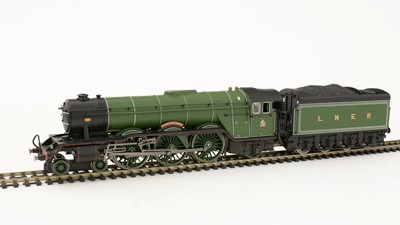 Lot 95 - Hornby Live Steam 00-gauge Flying Scotsman set