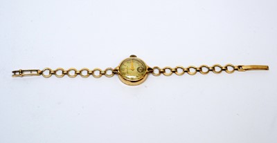 Lot 106 - A lady's 9ct gold cased Longines wristwatch