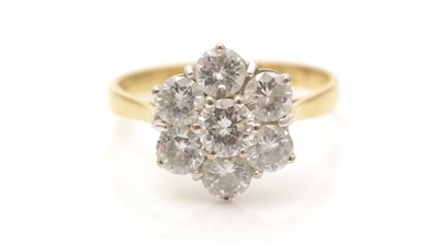 Lot 608 - A diamond cluster ring