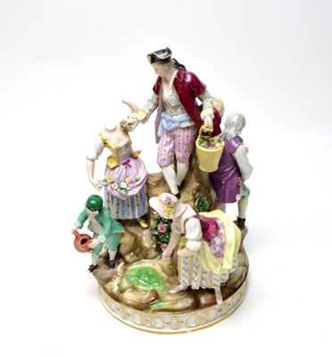 Lot 176 - A Meissen ceramic figure group
