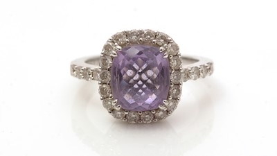 Lot 641 - An amethyst and diamond cluster ring