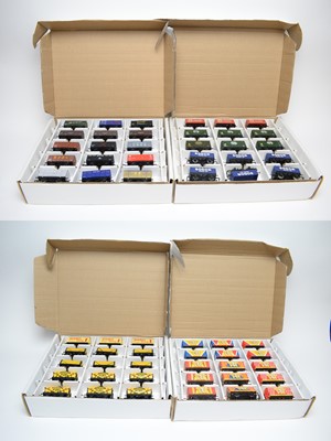 Lot 374 - A collection of 00-Gauge rolling stock
