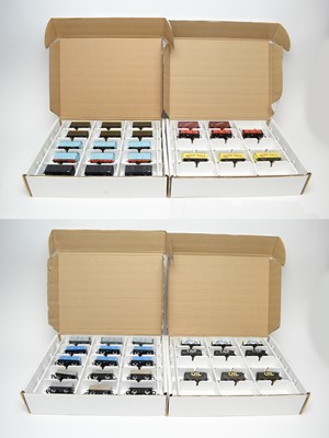Lot 376 - A collection of 00-Gauge rolling stock