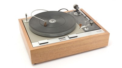 Lot 997 - A Thorens TD125 mk.II turntable