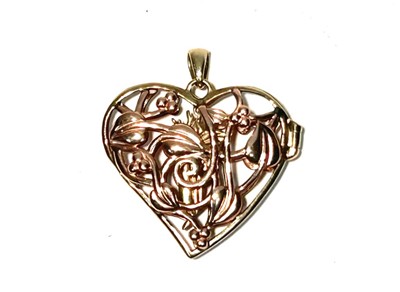 Lot 211 - Clogau pendant