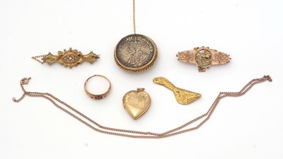 Lot 119 - A collection of Victorian gold and other jewellery