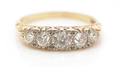 Lot 667 - A Victorian five stone diamond ring