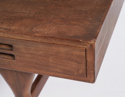 Lot 37 - Nanna Ditzel for Soren Willadsen - Model 93/4: A retro Scandinavian teak desk