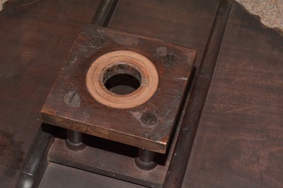 Lot 1490 - A George III style well-carved mahogany tilt-action table