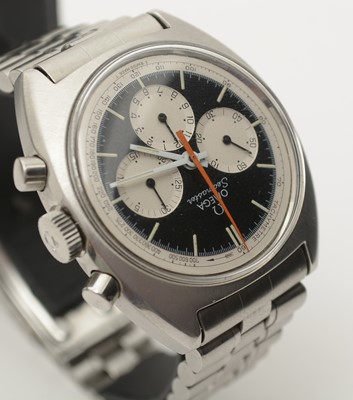 Lot 554 - Omega Seamaster: a steel cased manual-wind chronograph wristwatch