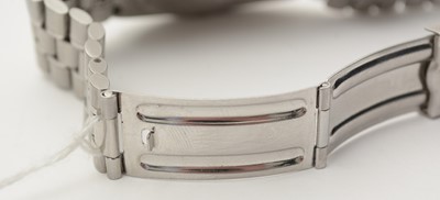 Lot 554 - Omega Seamaster: a steel cased manual-wind chronograph wristwatch