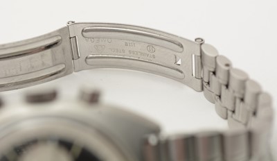 Lot 554 - Omega Seamaster: a steel cased manual-wind chronograph wristwatch