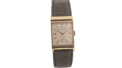Lot 555 - Wittnauer: a 14ct yellow gold manual wind wristwatch