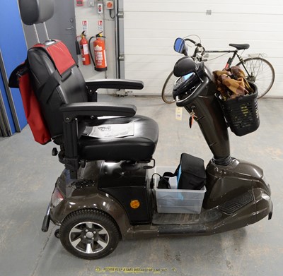 Lot 316 - A Mango E-Mobility Leopard mobility scooter