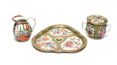 Lot 827 - Canton tray, jar and jug.