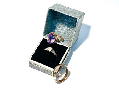 Lot 182 - Three rings