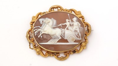 Lot 129 - A Victorian cameo brooch