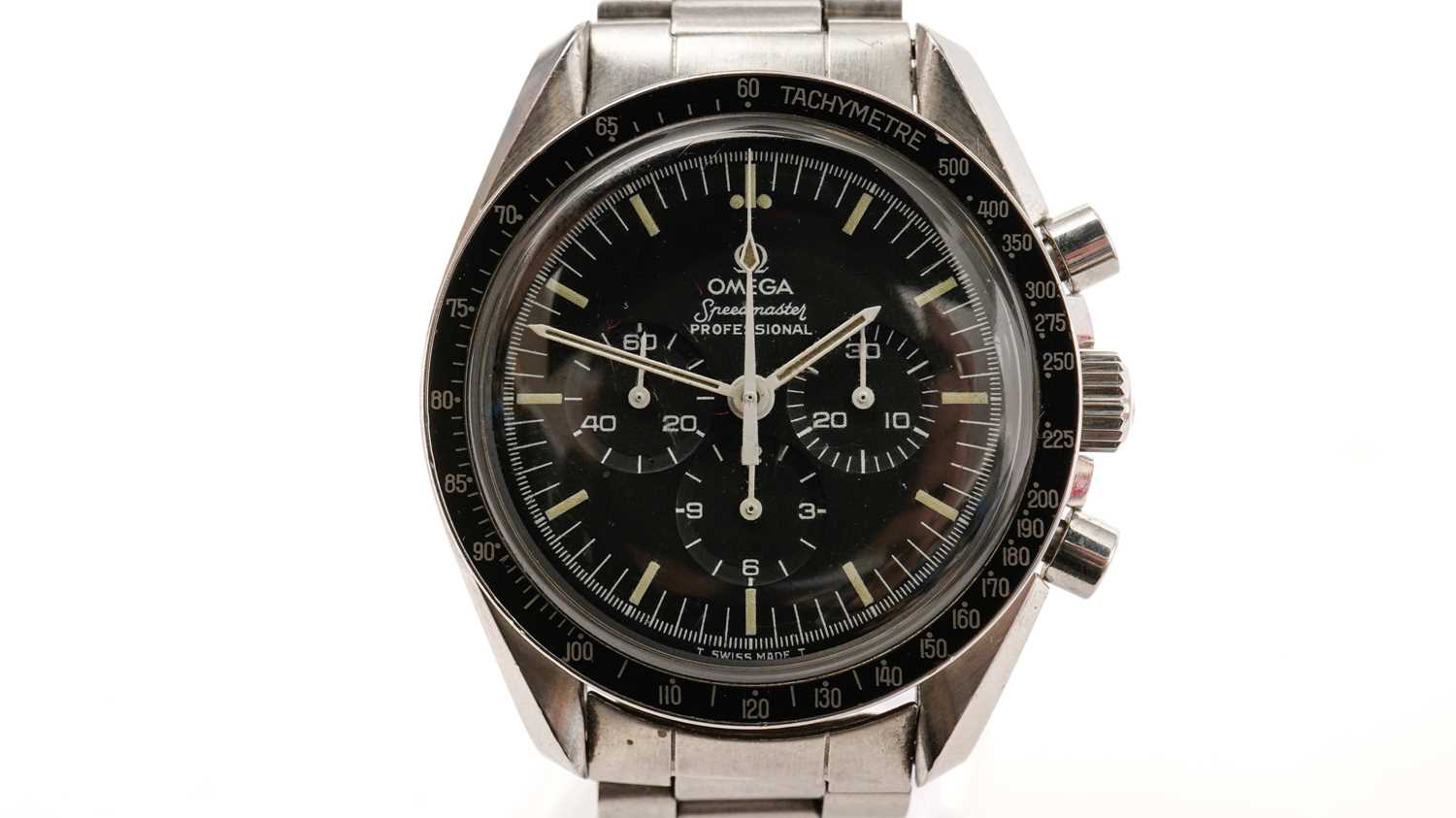 Lot 1044 - Omega Speedmaster Professional: a stainless steel cased manual wind chronograph wristwatch