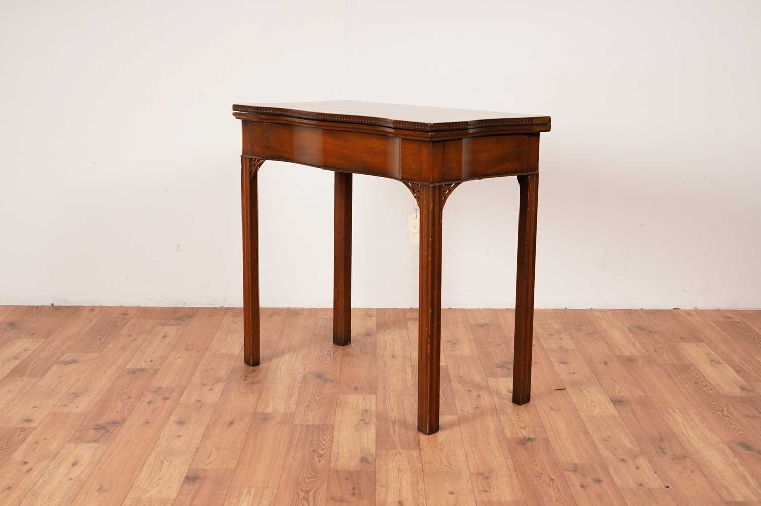 Lot 31 - Kittinger & Buffalo: A Georgian-style mahogany serpentine fronted tea table