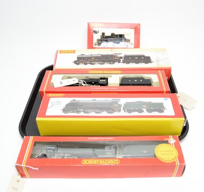 Lot 488 - Hornby 00 gauge model railway locomotives and tenders