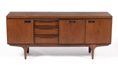 Lot 19 - Greaves and Thomas: A retro teak sideboard