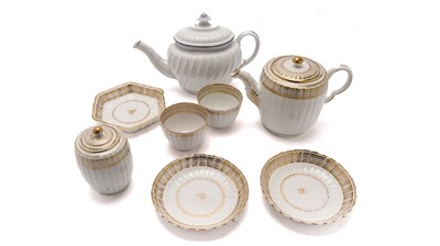 Lot 786 - Late 18th-century Caughley teapot and stand