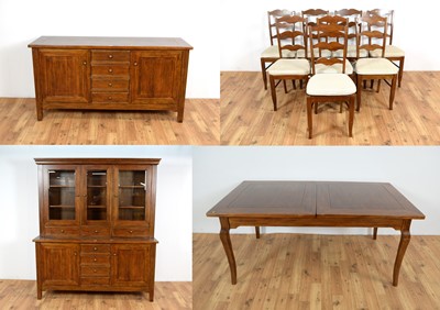 Lot 49 - Marks and Spencer: A modern hardwood dining room suite