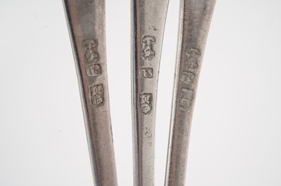 Lot 1393 - A set of six late 18th Century Maltese dessert spoons
